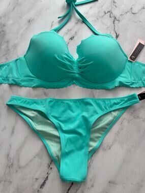 Victoria's Secret Swim Mint Frost Getaway Scallop Bikini Top Itsy Set 38D / L